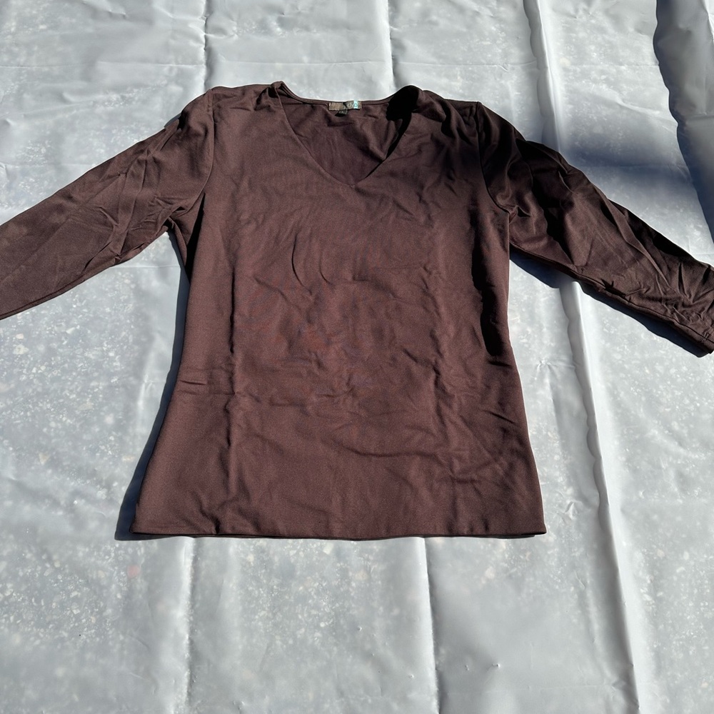 EUC boutique classic V-Neck 3/4 sleeve Brown Top